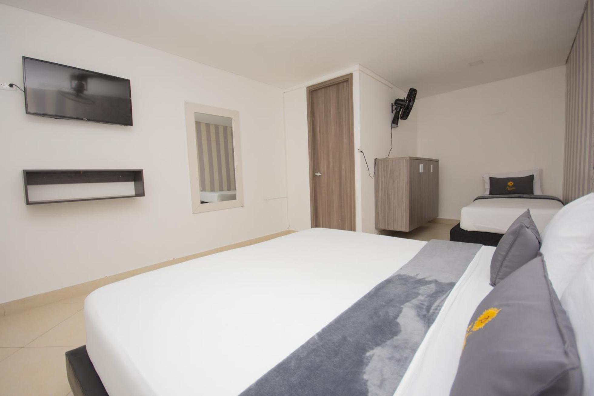 Ayenda 1250 Perlatto Hotel Bello Luaran gambar